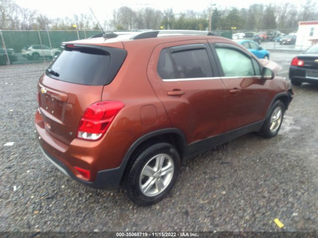 Photo 3 VIN: 3GNCJPSB9KL235852 - CHEVROLET TRAX 