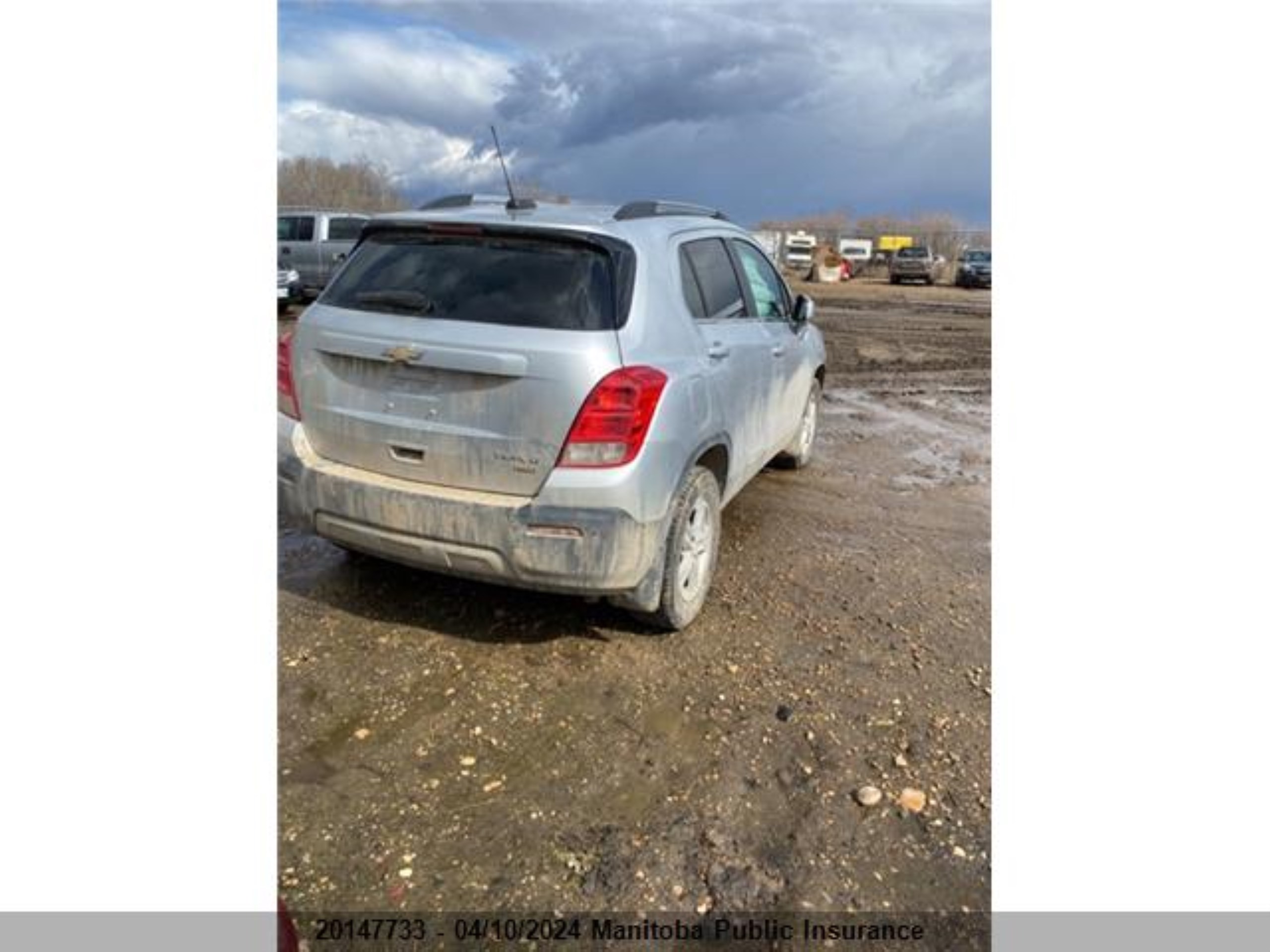 Photo 3 VIN: 3GNCJPSBXGL220624 - CHEVROLET TRAX 