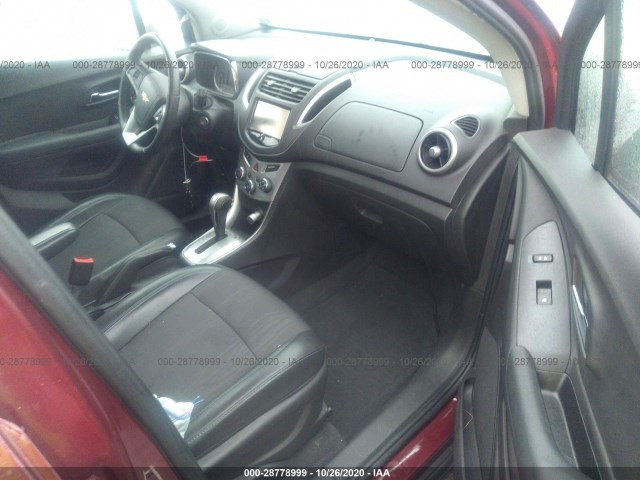 Photo 4 VIN: 3GNCJPSBXGL226505 - CHEVROLET TRAX 