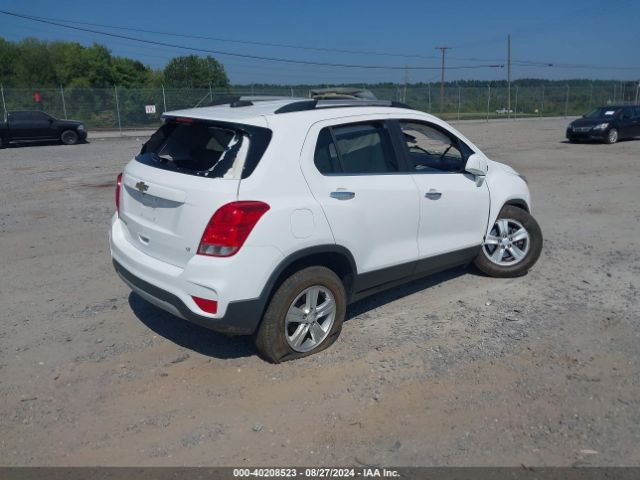 Photo 3 VIN: 3GNCJPSBXLL310060 - CHEVROLET TRAX 