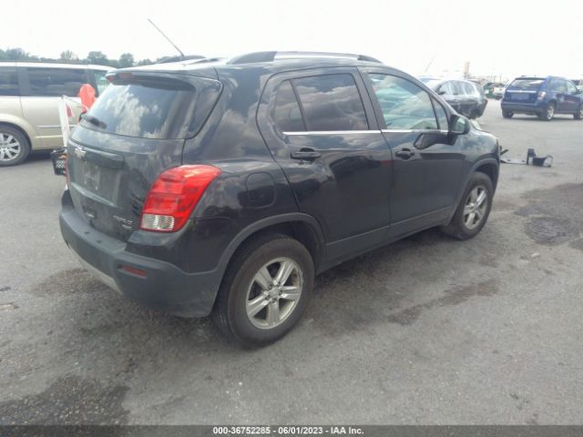 Photo 3 VIN: 3GNCJRSB0FL234378 - CHEVROLET TRAX 