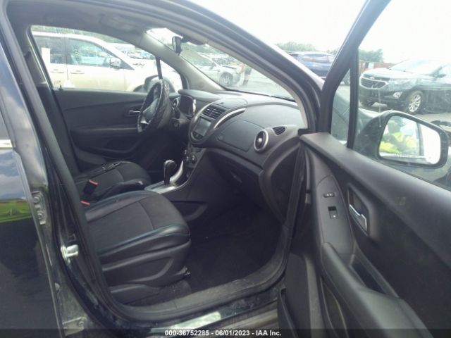 Photo 4 VIN: 3GNCJRSB0FL234378 - CHEVROLET TRAX 