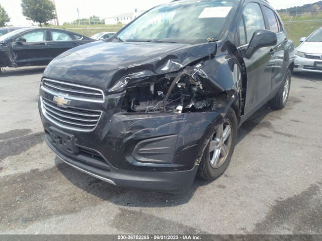 Photo 5 VIN: 3GNCJRSB0FL234378 - CHEVROLET TRAX 