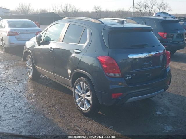 Photo 2 VIN: 3GNCJRSB0HL205949 - CHEVROLET TRAX 