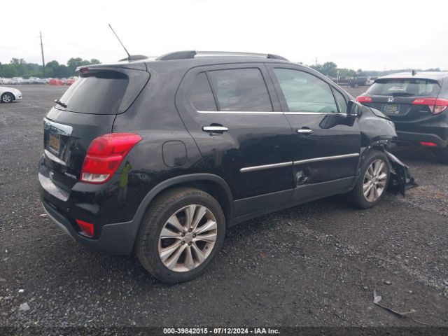 Photo 3 VIN: 3GNCJRSB5KL344689 - CHEVROLET TRAX 