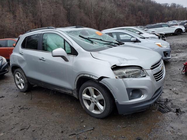 Photo 3 VIN: 3GNCJRSB6GL162717 - CHEVROLET TRAX 