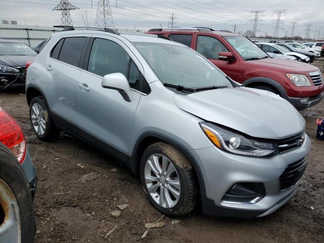 Photo 3 VIN: 3GNCJRSB6LL117691 - CHEVROLET TRAX PREMI 