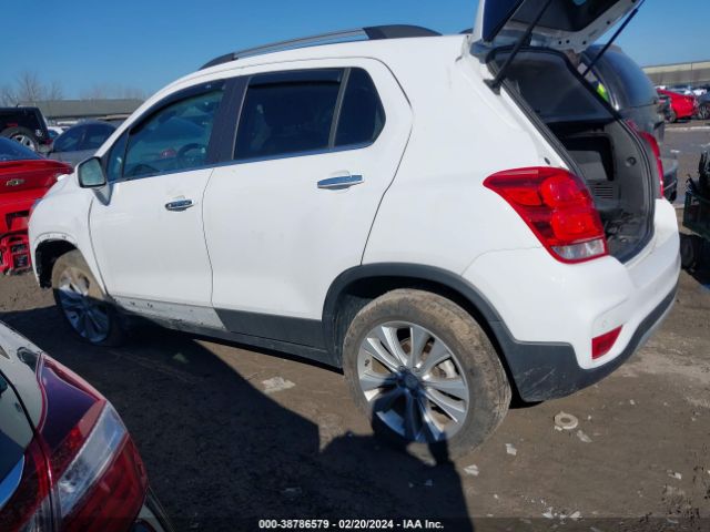 Photo 2 VIN: 3GNCJRSB7JL155069 - CHEVROLET TRAX 