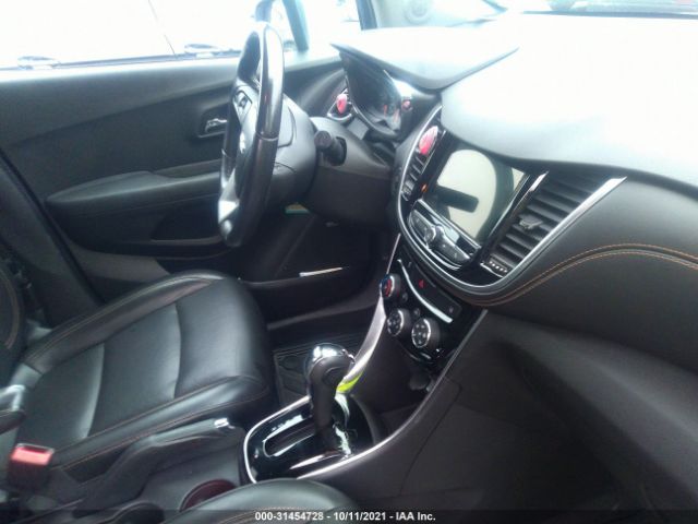 Photo 4 VIN: 3GNCJRSB7JL341825 - CHEVROLET TRAX 