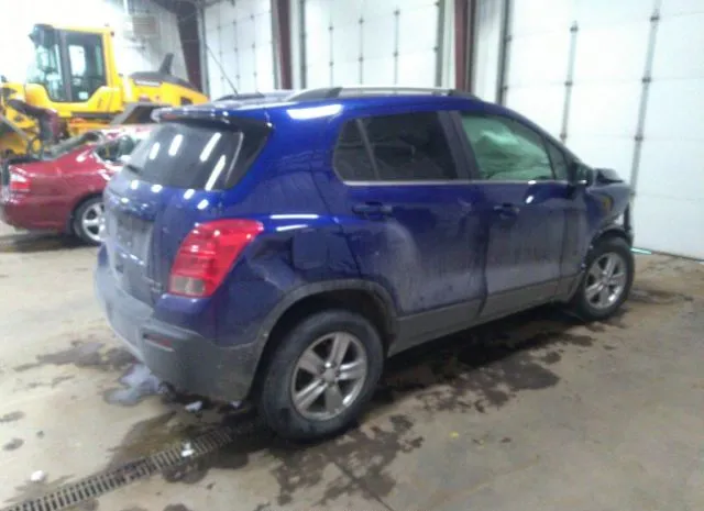 Photo 3 VIN: 3GNCJRSBXFL192477 - CHEVROLET TRAX 