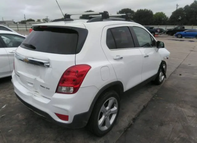 Photo 3 VIN: 3GNCJTSB5FL238746 - CHEVROLET TRAX 