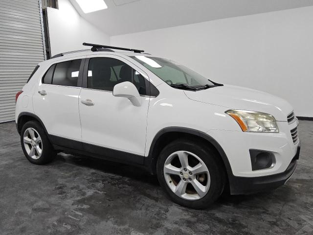 Photo 3 VIN: 3GNCJTSB7FL178260 - CHEVROLET TRAX LTZ 