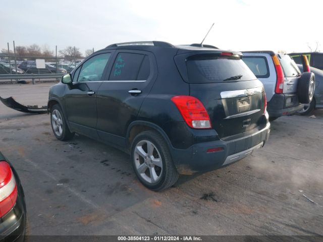 Photo 2 VIN: 3GNCJTSB8FL233198 - CHEVROLET TRAX 