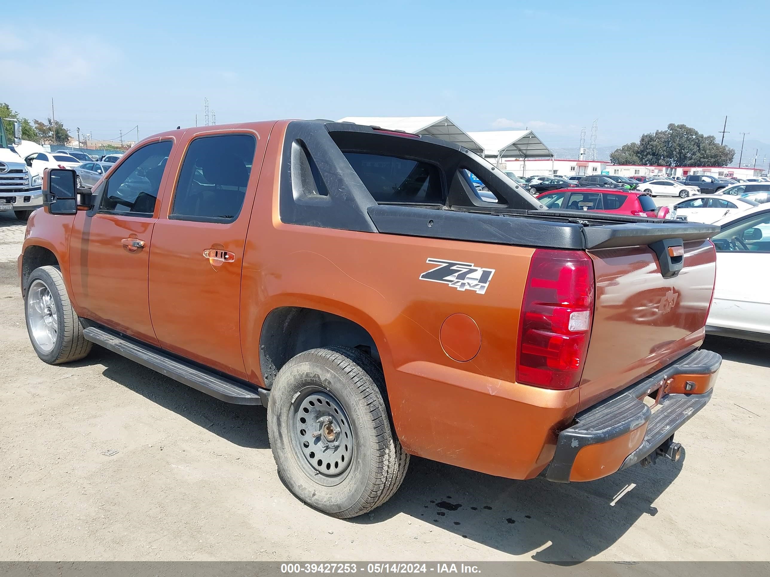 Photo 2 VIN: 3GNEC12007G125898 - CHEVROLET AVALANCHE 