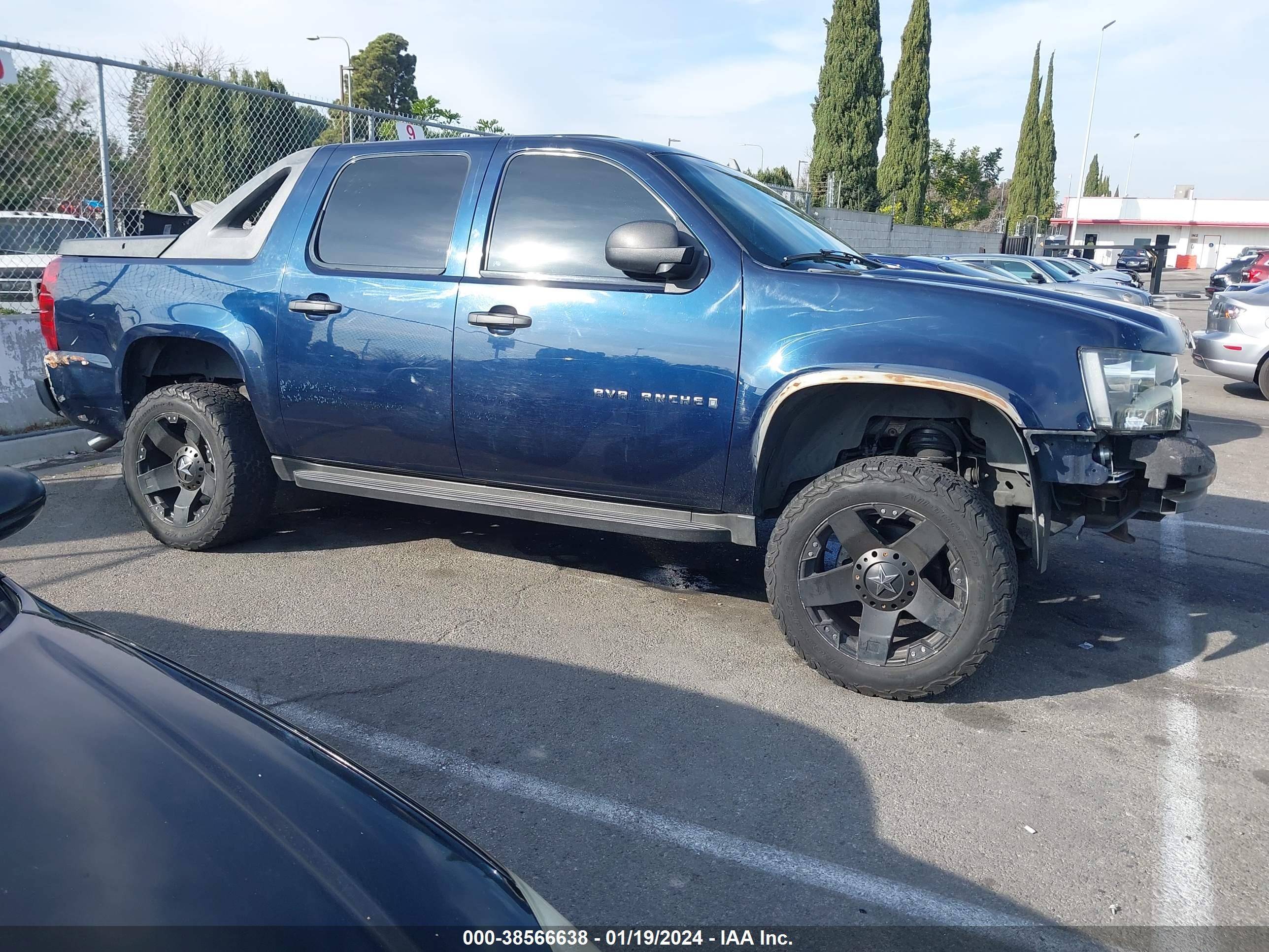 Photo 12 VIN: 3GNEC12017G267306 - CHEVROLET AVALANCHE 