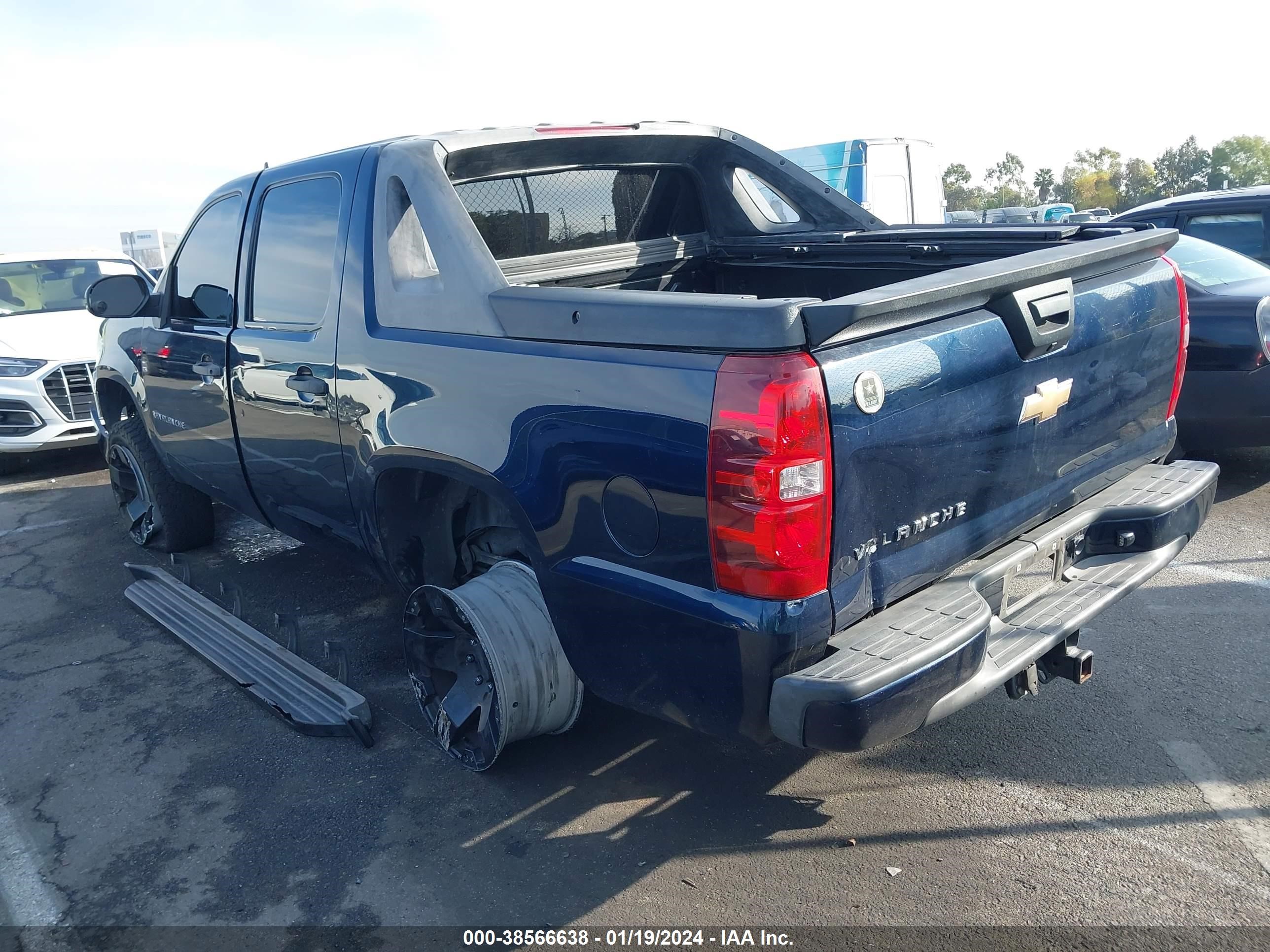 Photo 2 VIN: 3GNEC12017G267306 - CHEVROLET AVALANCHE 