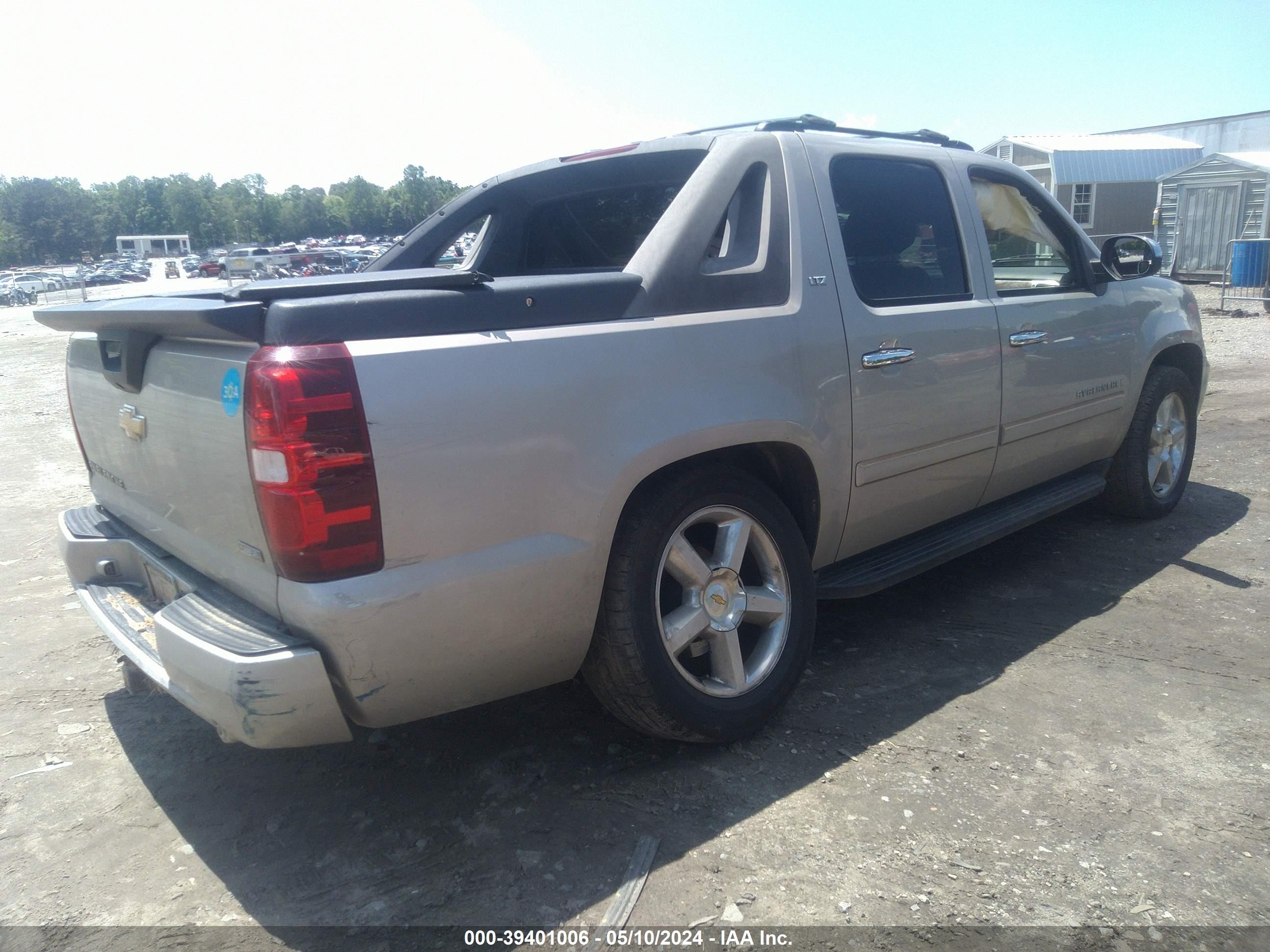 Photo 3 VIN: 3GNEC12058G188514 - CHEVROLET AVALANCHE 