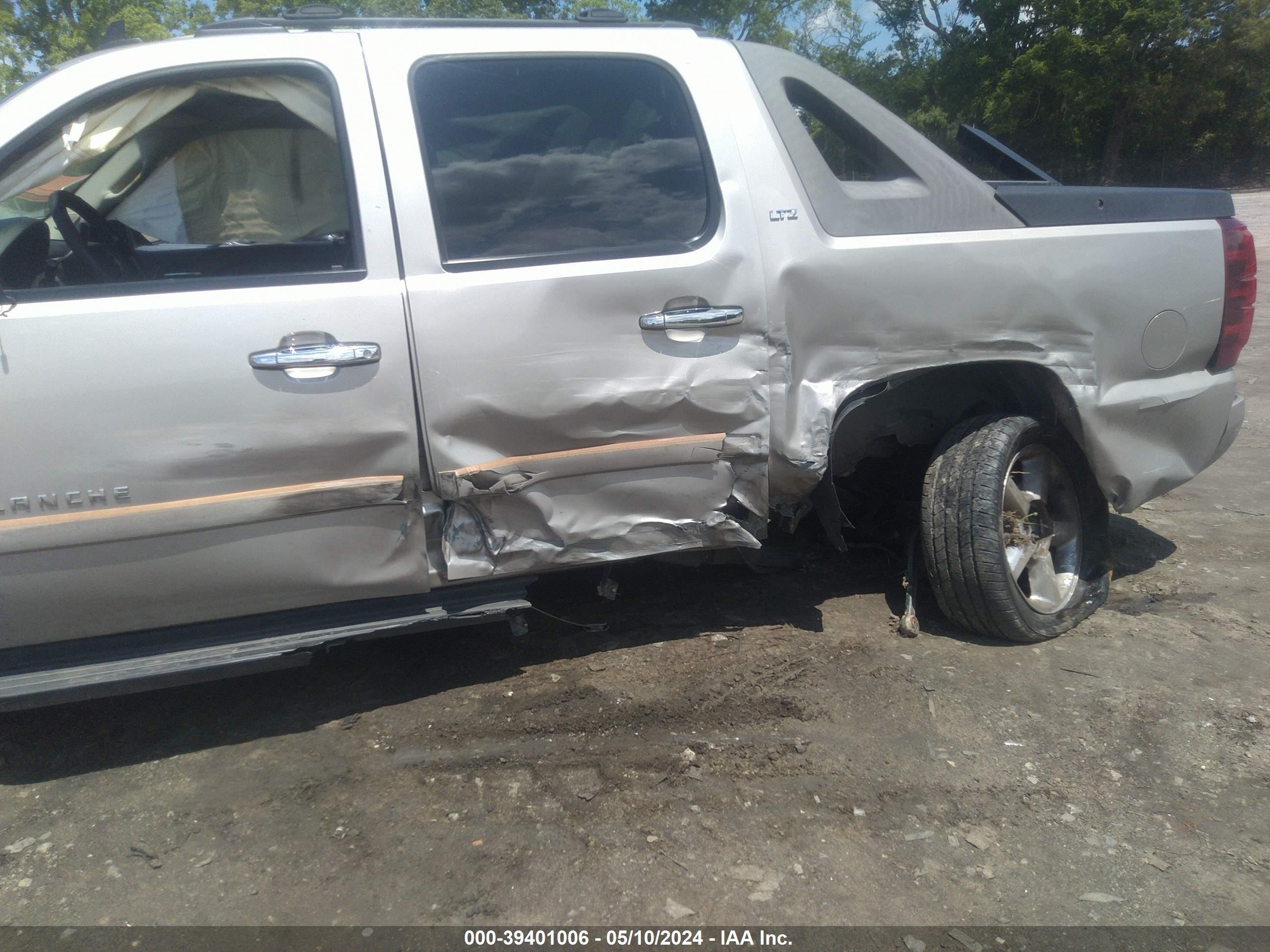 Photo 5 VIN: 3GNEC12058G188514 - CHEVROLET AVALANCHE 