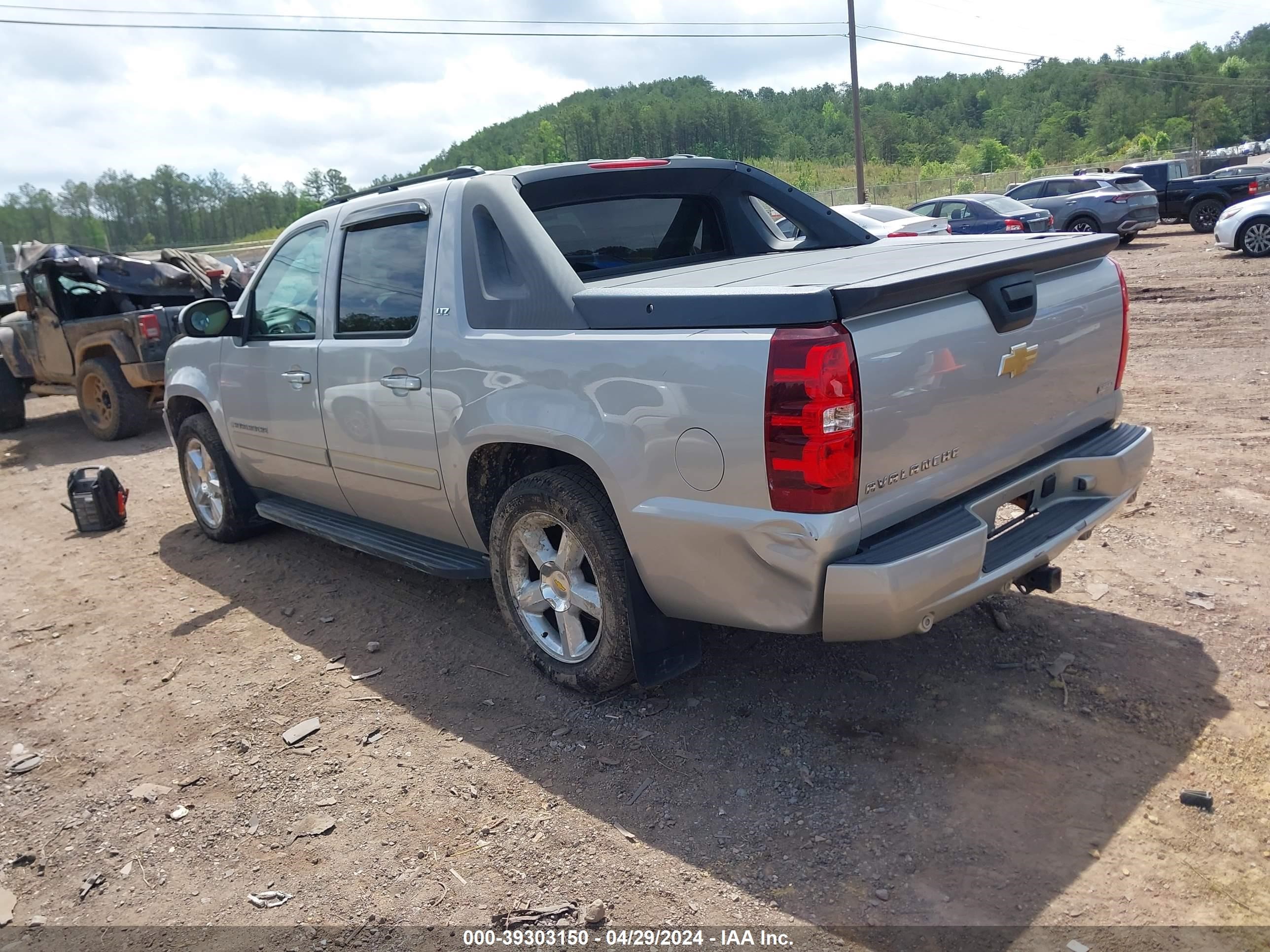 Photo 2 VIN: 3GNEC12067G255345 - CHEVROLET AVALANCHE 