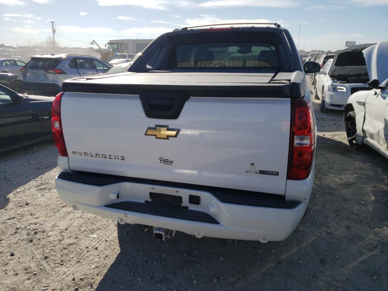 Photo 5 VIN: 3GNEC12077G258657 - CHEVROLET AVALANCHE 