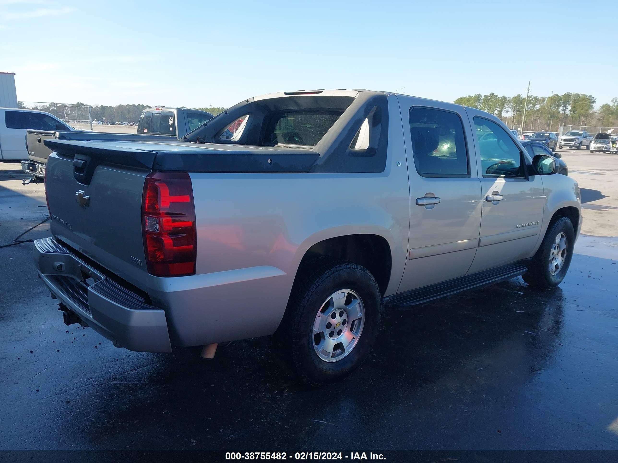 Photo 3 VIN: 3GNEC12077G276317 - CHEVROLET AVALANCHE 