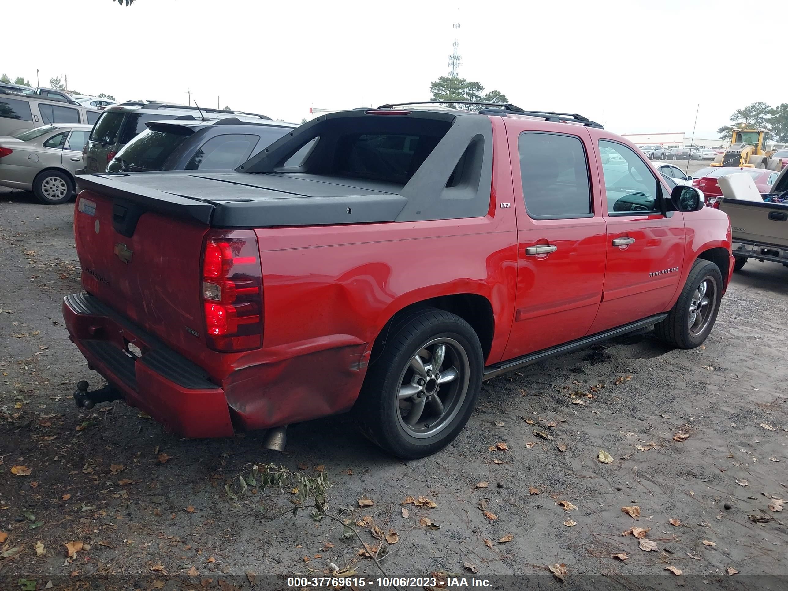 Photo 4 VIN: 3GNEC12077G294896 - CHEVROLET AVALANCHE 