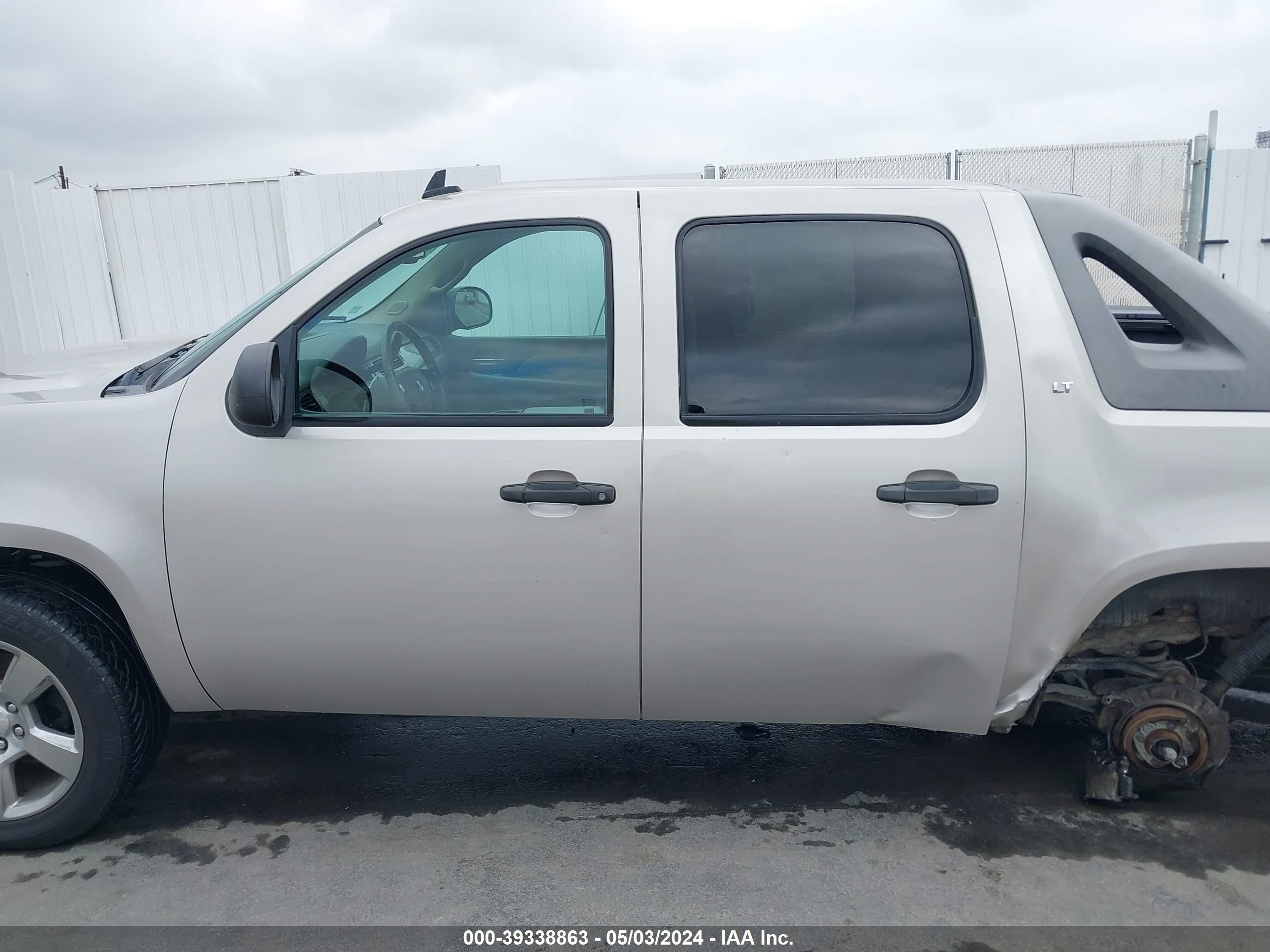 Photo 13 VIN: 3GNEC12097G190197 - CHEVROLET AVALANCHE 