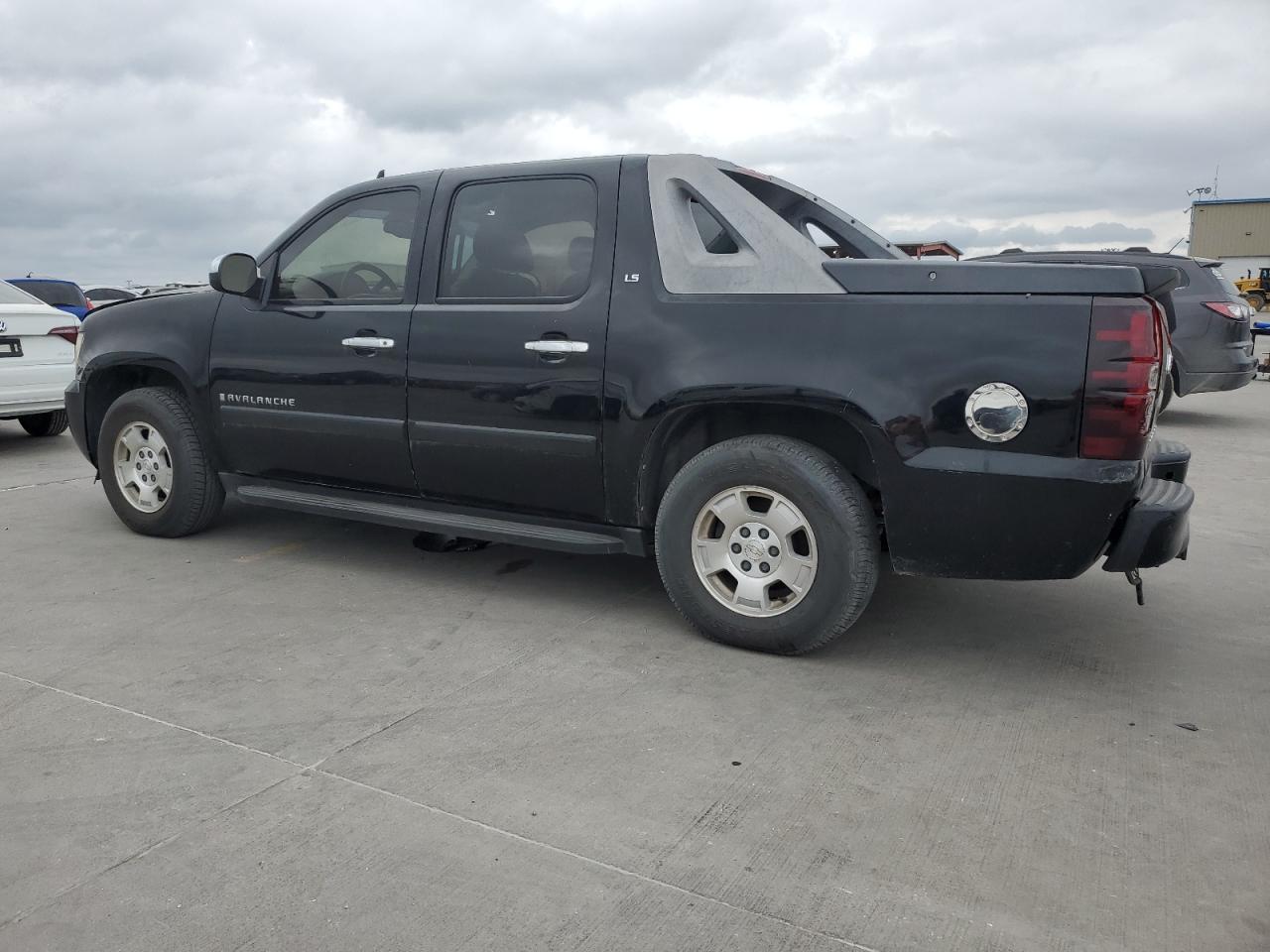 Photo 1 VIN: 3GNEC120X7G268194 - CHEVROLET AVALANCHE 