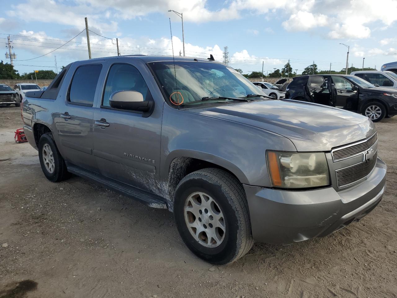 Photo 3 VIN: 3GNEC12J77G240247 - CHEVROLET AVALANCHE 