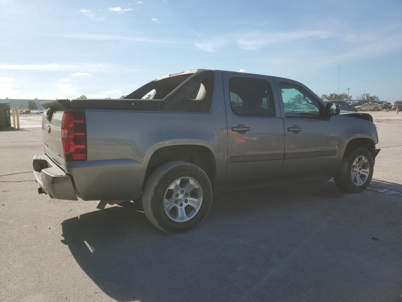 Photo 2 VIN: 3GNEC12JX7G246852 - CHEVROLET AVALANCHE 