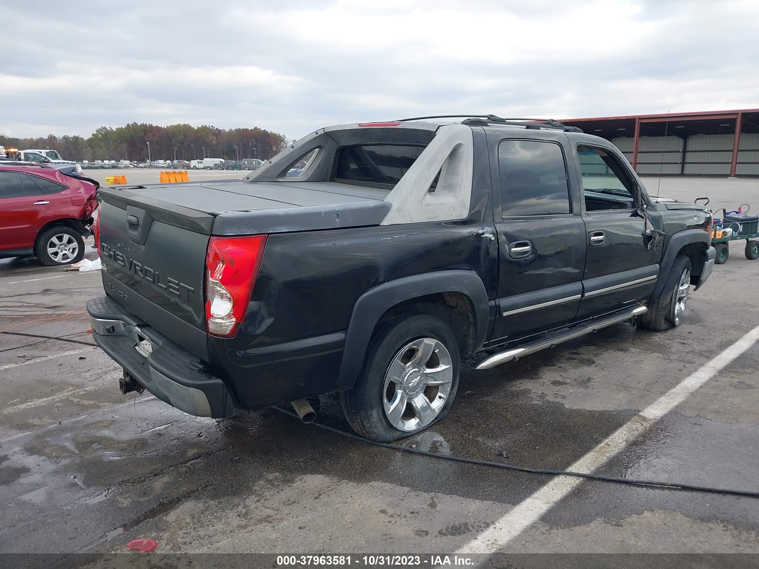 Photo 3 VIN: 3GNEC12T04G121078 - CHEVROLET AVALANCHE 