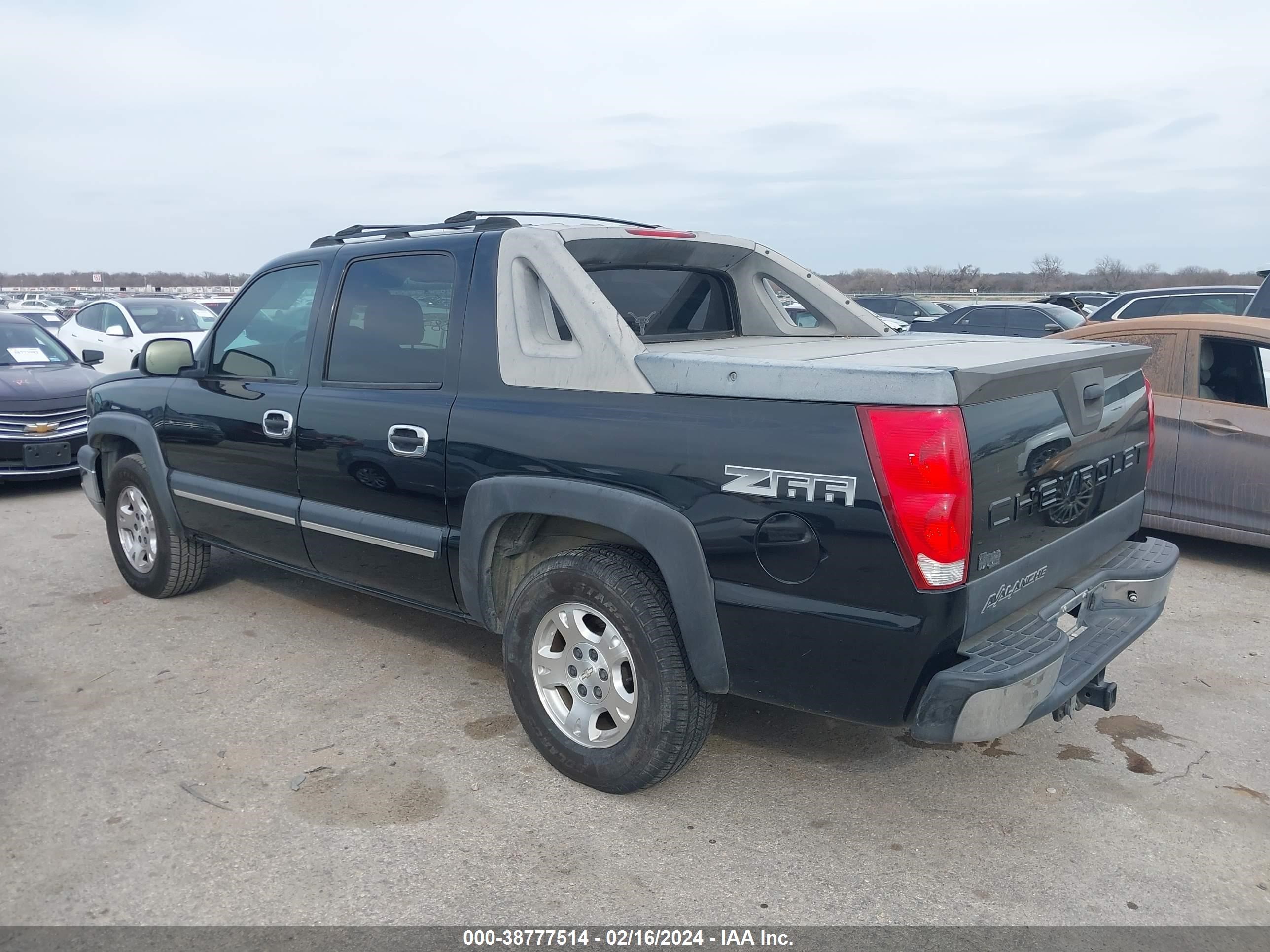 Photo 2 VIN: 3GNEC12T44G176665 - CHEVROLET AVALANCHE 