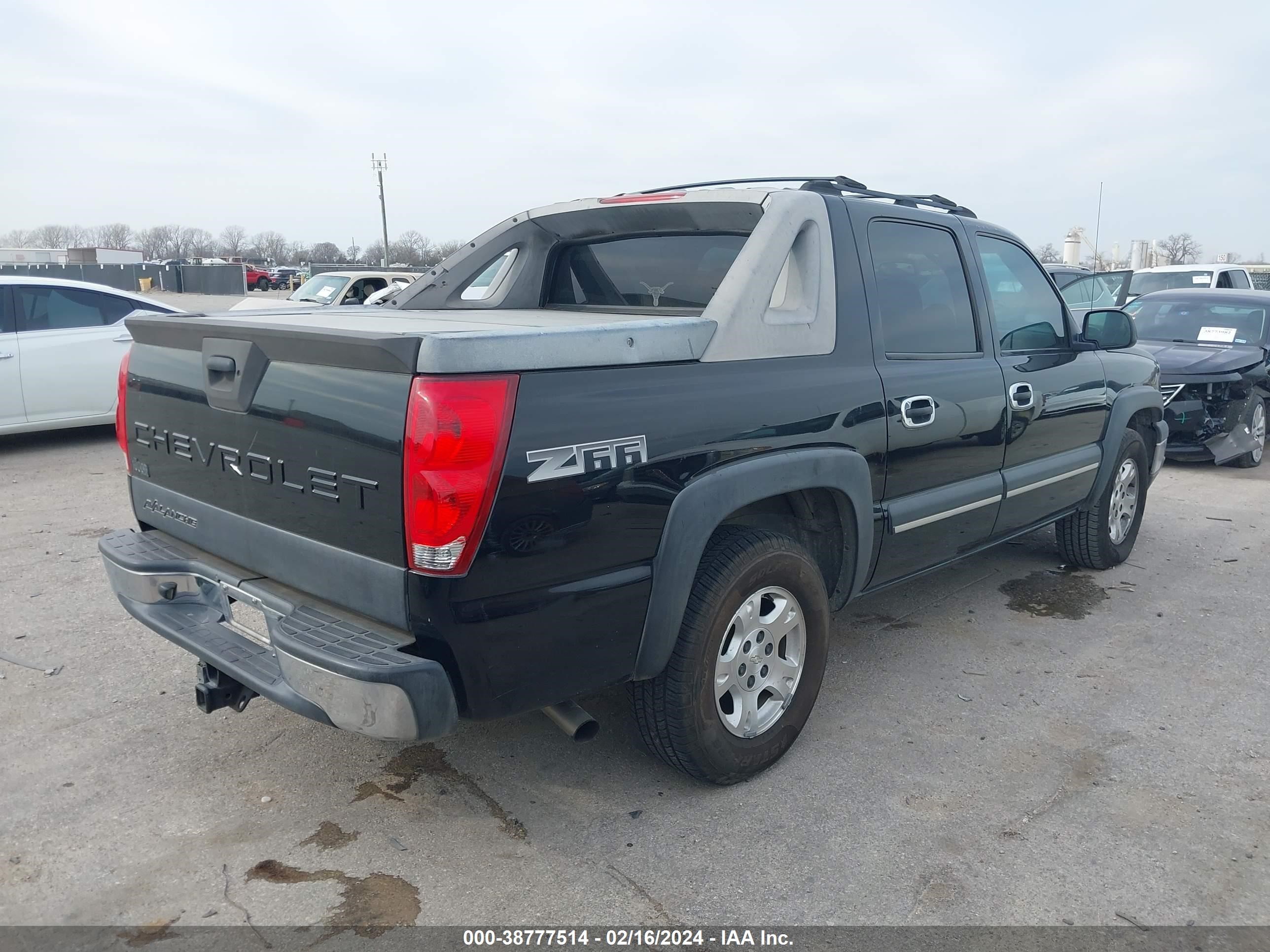 Photo 3 VIN: 3GNEC12T44G176665 - CHEVROLET AVALANCHE 