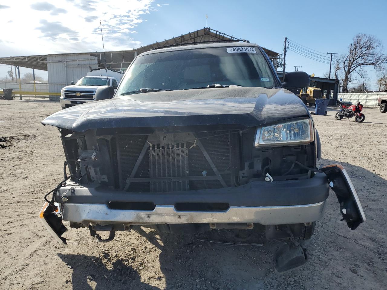 Photo 4 VIN: 3GNEC12T84G156547 - CHEVROLET AVALANCHE 