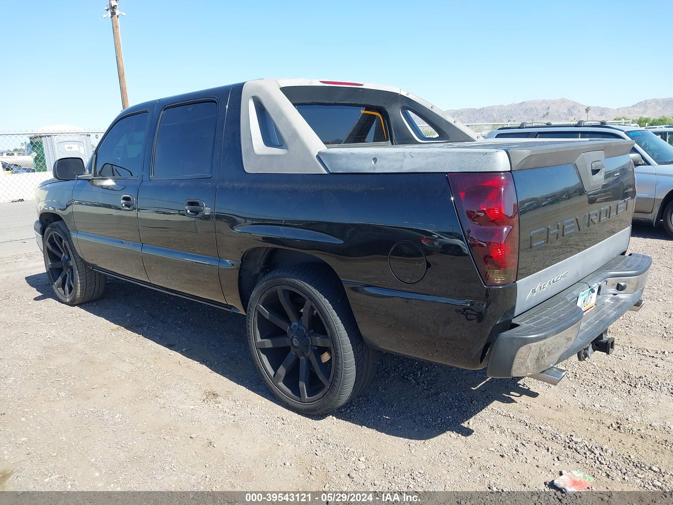 Photo 2 VIN: 3GNEC12TX4G273742 - CHEVROLET AVALANCHE 