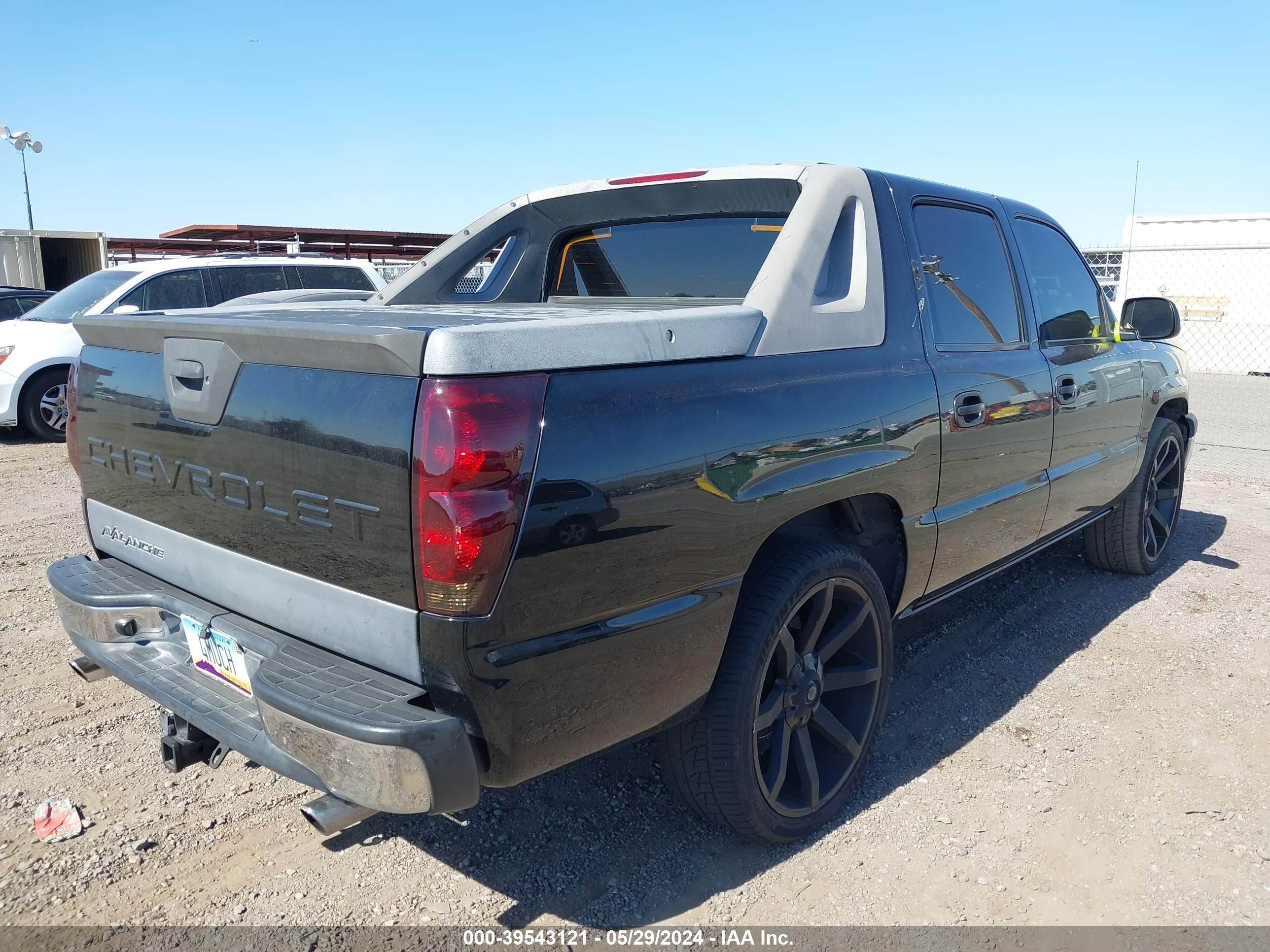 Photo 3 VIN: 3GNEC12TX4G273742 - CHEVROLET AVALANCHE 