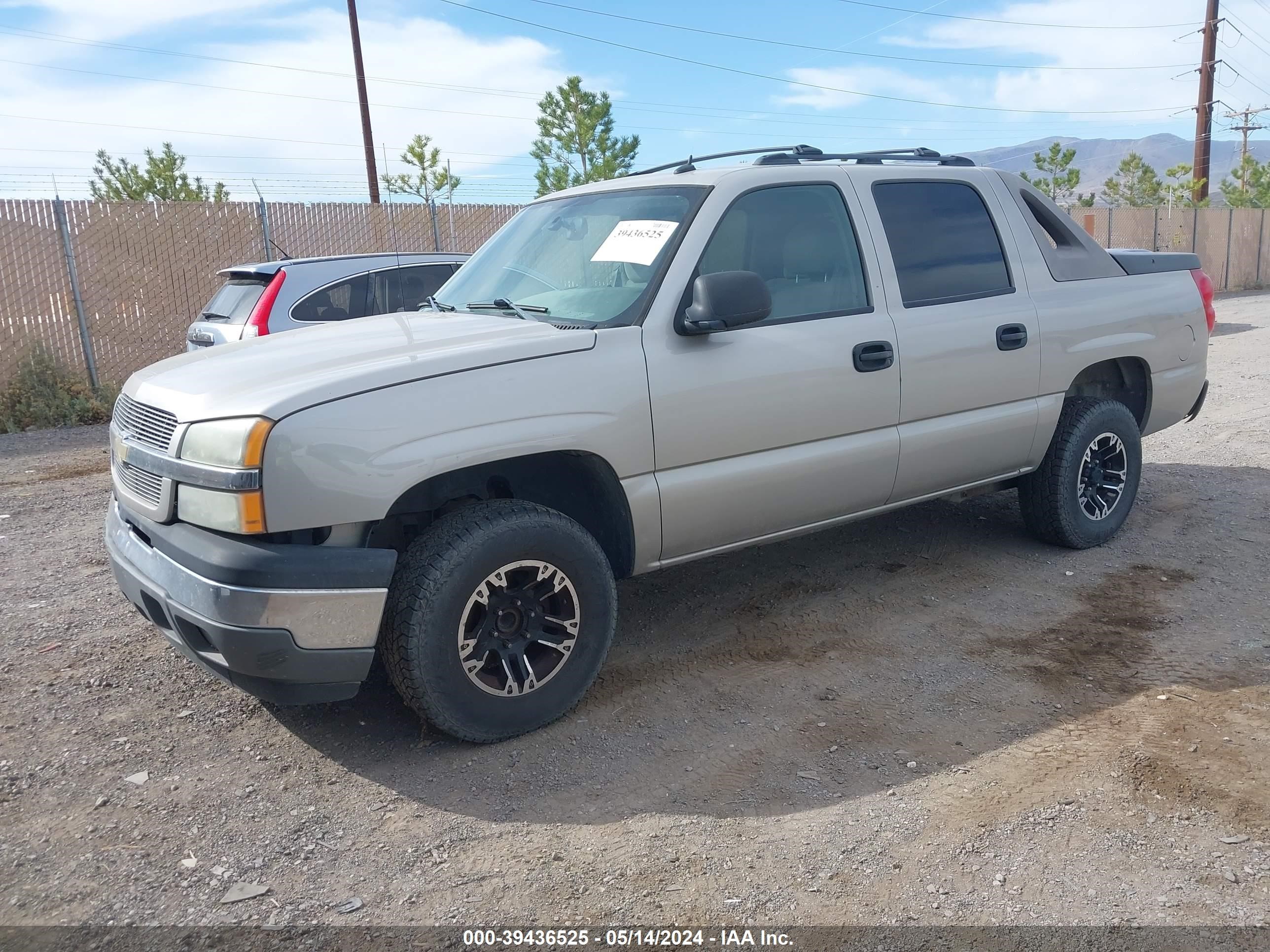 Photo 1 VIN: 3GNEC12Z05G205407 - CHEVROLET AVALANCHE 