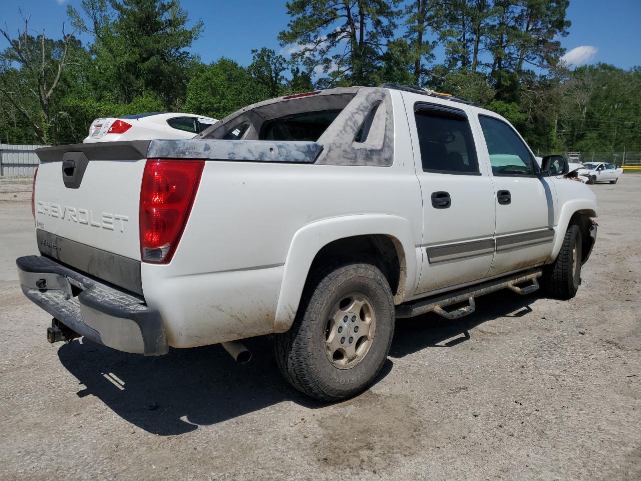 Photo 2 VIN: 3GNEC12Z16G106452 - CHEVROLET AVALANCHE 