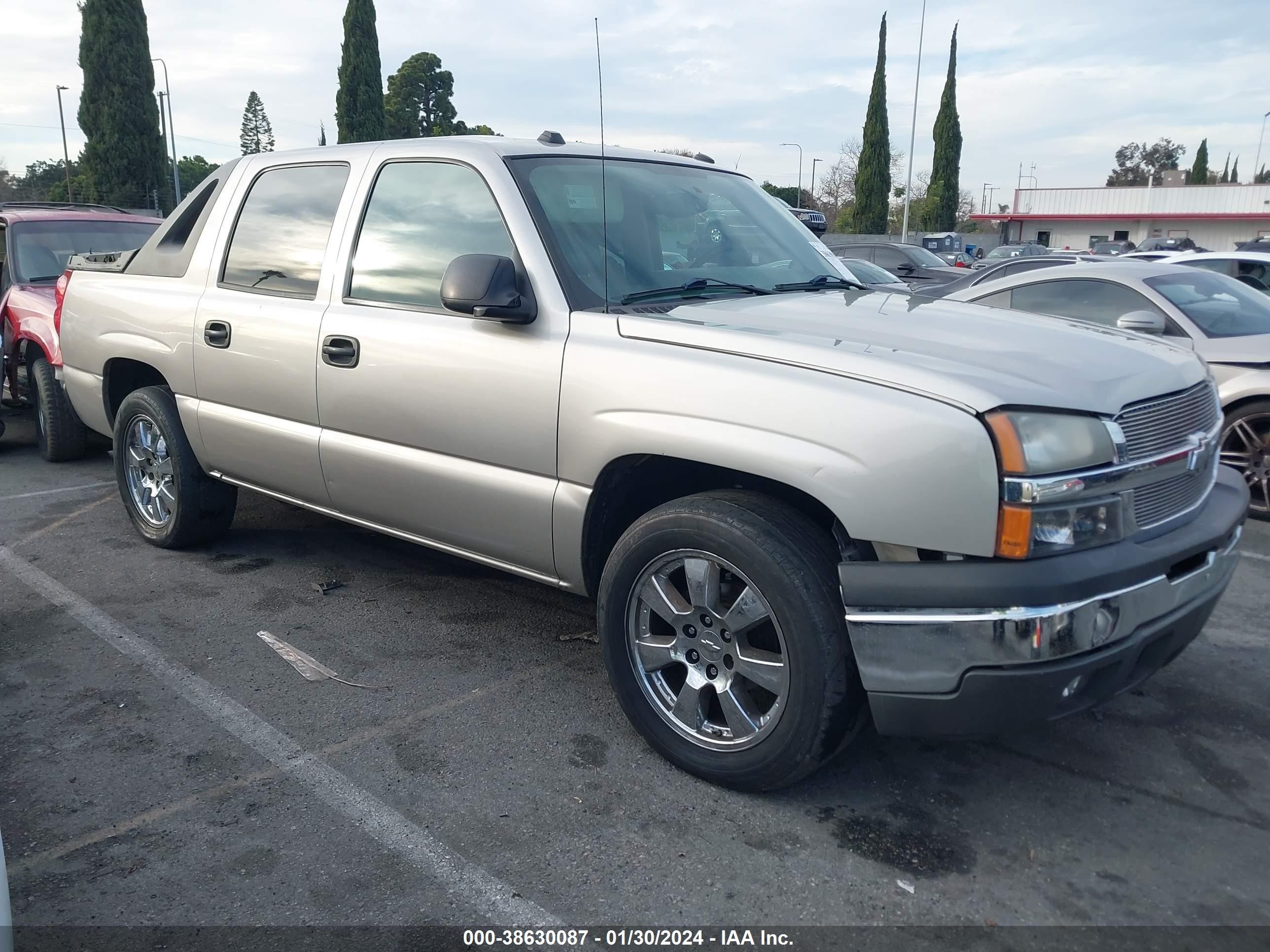 Photo 11 VIN: 3GNEC12Z75G120581 - CHEVROLET AVALANCHE 