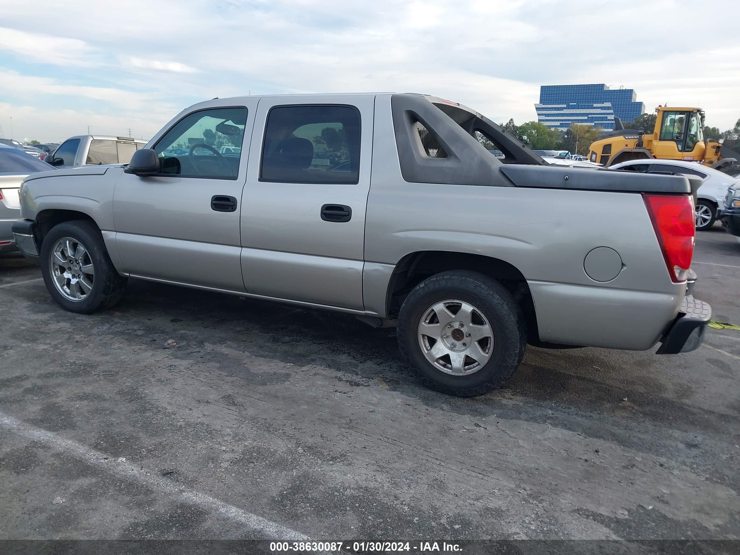 Photo 12 VIN: 3GNEC12Z75G120581 - CHEVROLET AVALANCHE 