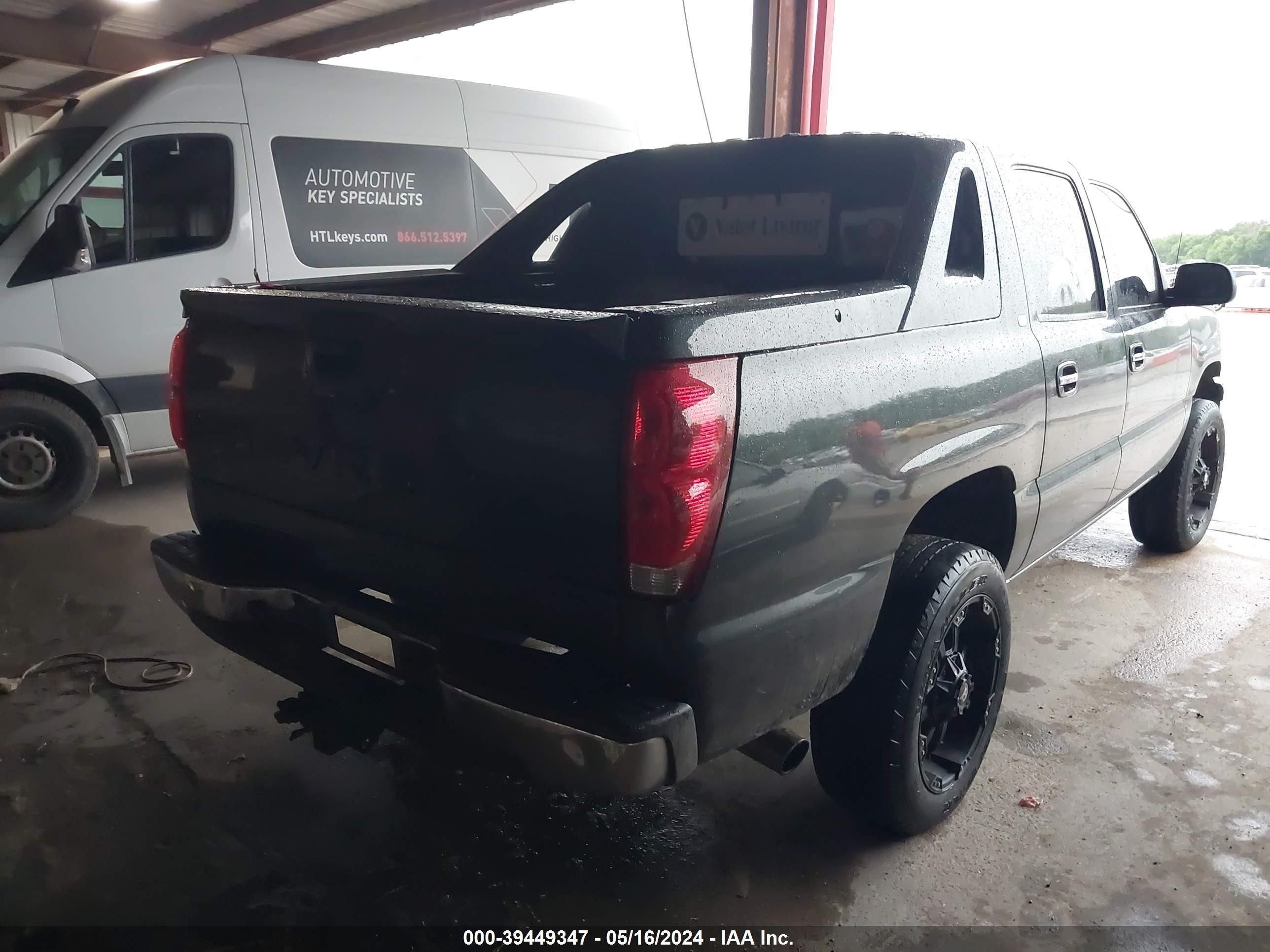 Photo 3 VIN: 3GNEC12Z76G130688 - CHEVROLET AVALANCHE 