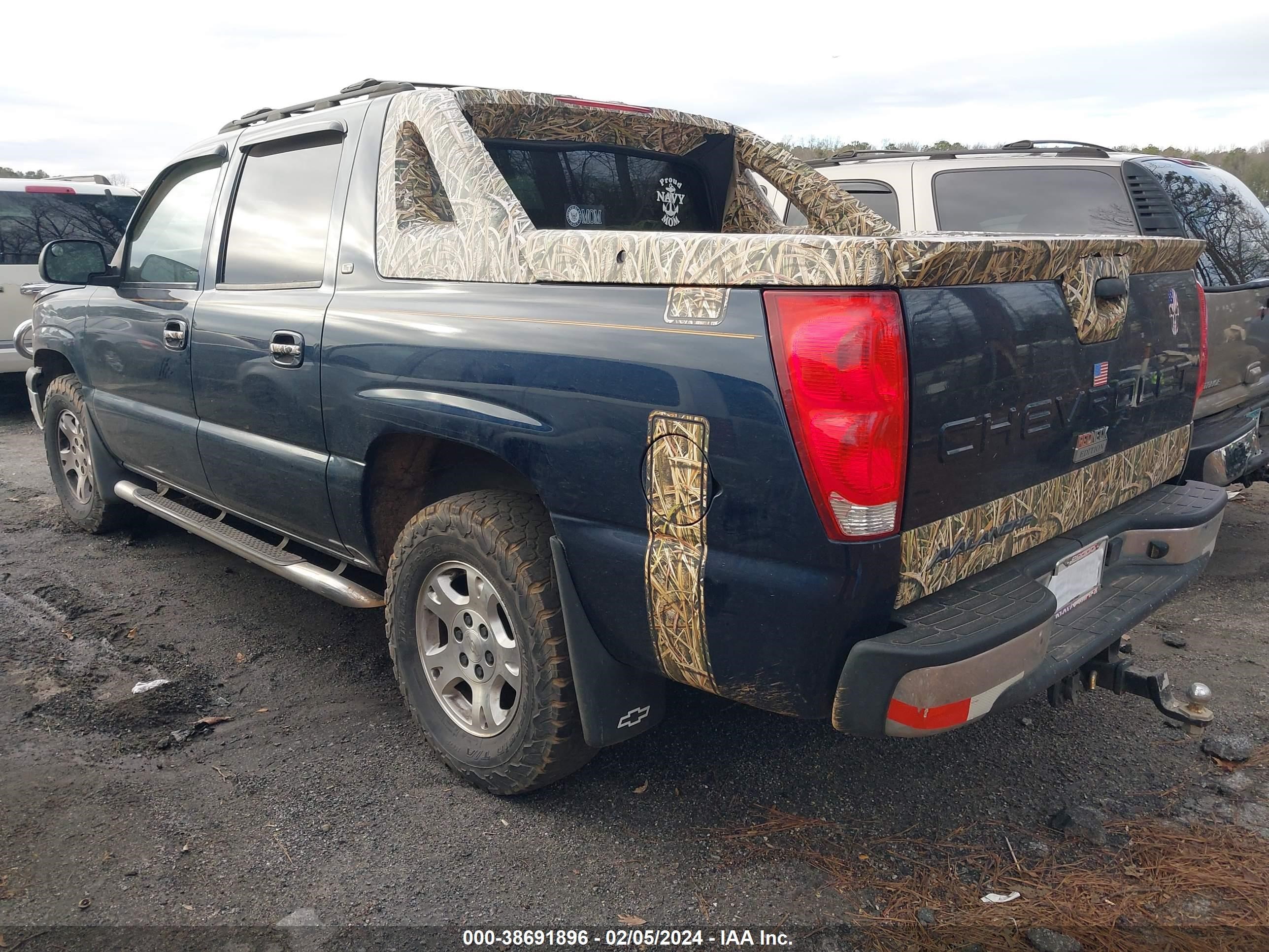 Photo 2 VIN: 3GNEC12Z85G221726 - CHEVROLET AVALANCHE 