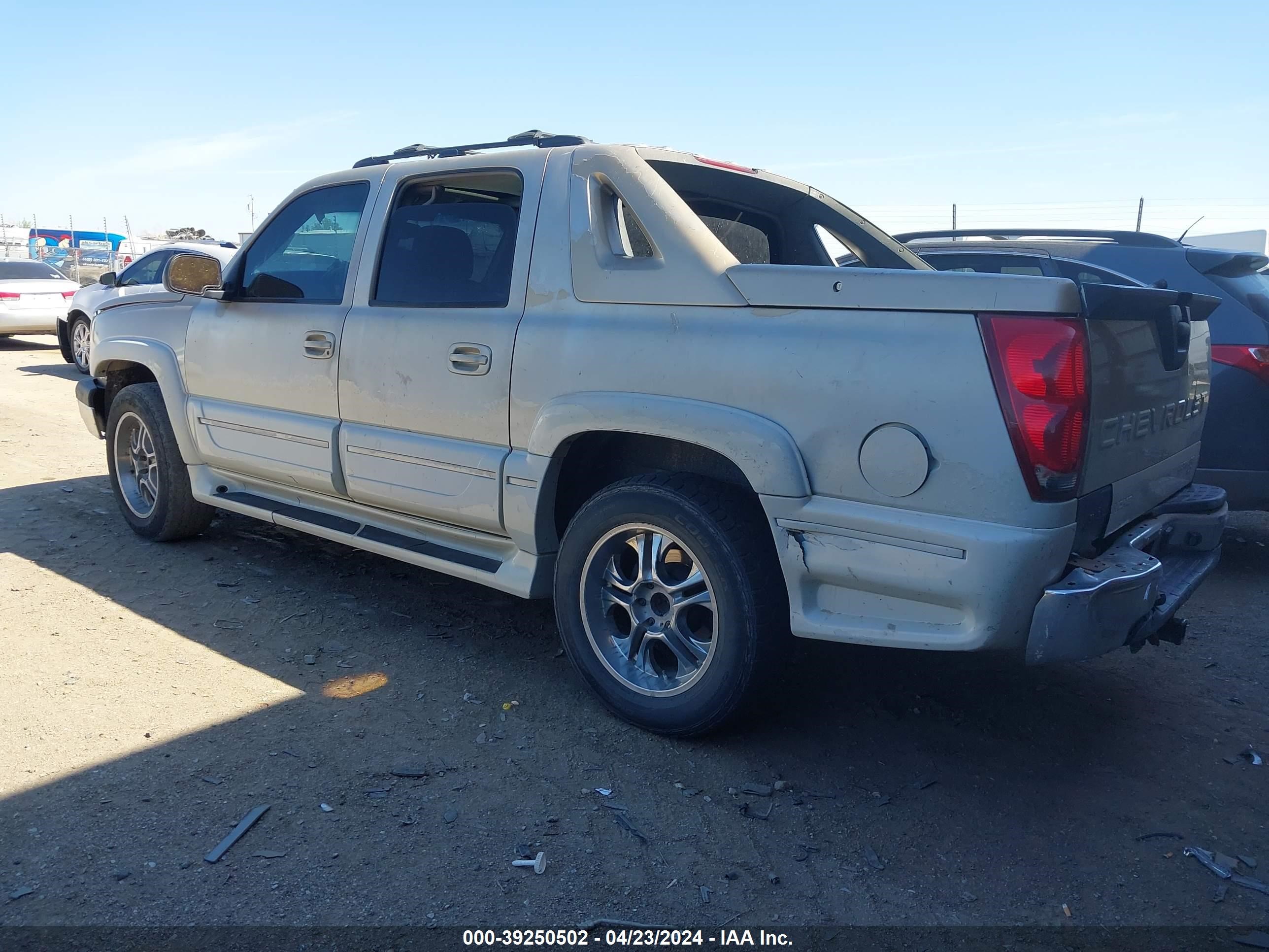 Photo 2 VIN: 3GNEC12Z86G118288 - CHEVROLET AVALANCHE 