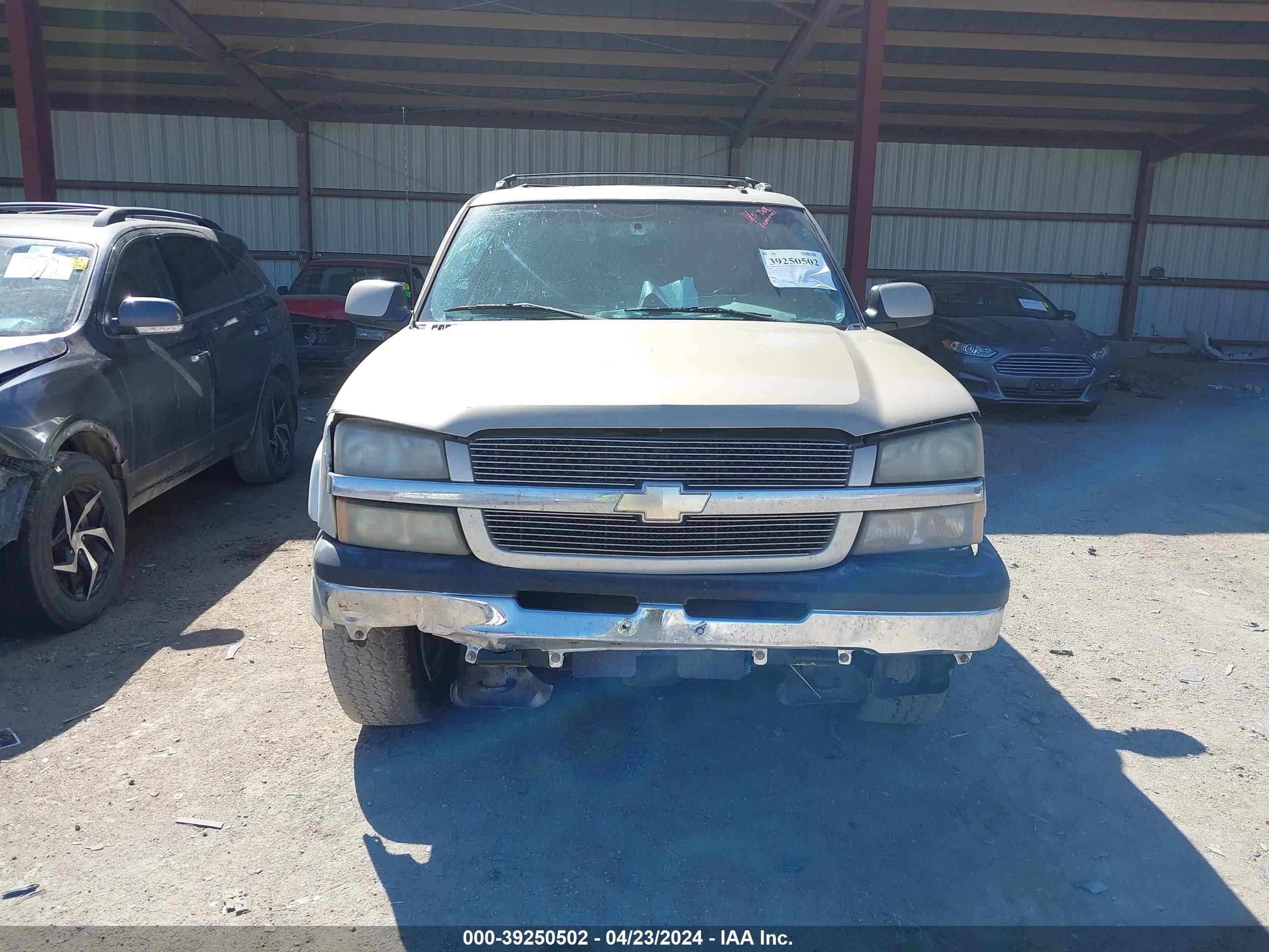 Photo 5 VIN: 3GNEC12Z86G118288 - CHEVROLET AVALANCHE 