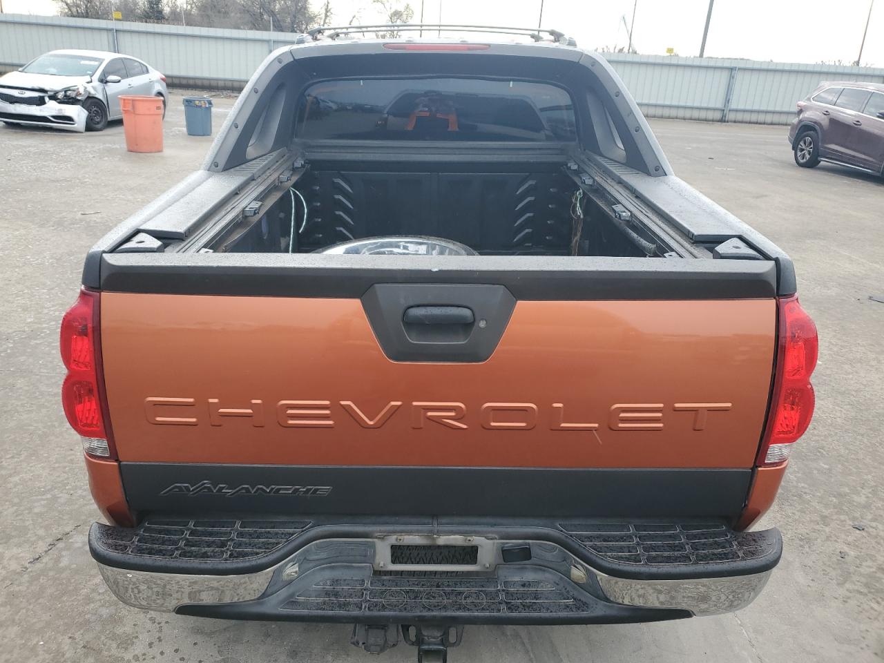 Photo 5 VIN: 3GNEC12ZX5G284651 - CHEVROLET AVALANCHE 