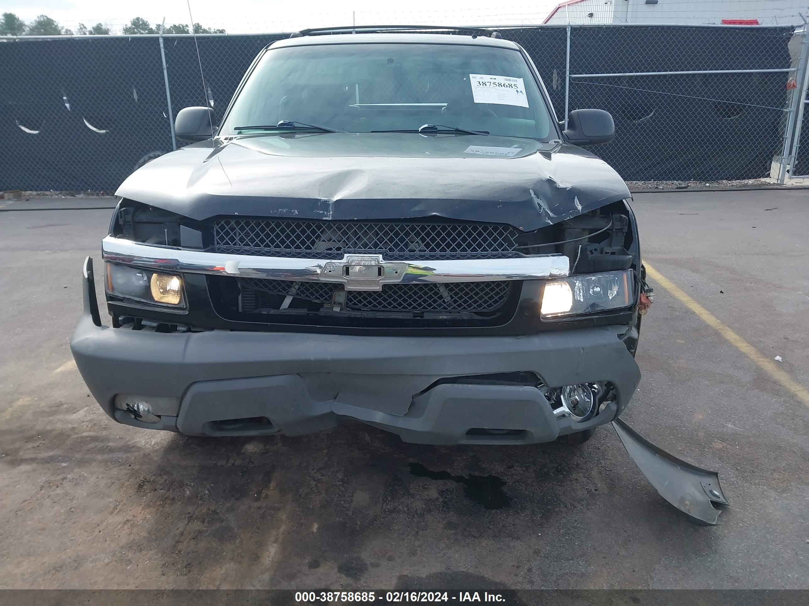 Photo 11 VIN: 3GNEC13T12G156899 - CHEVROLET AVALANCHE 