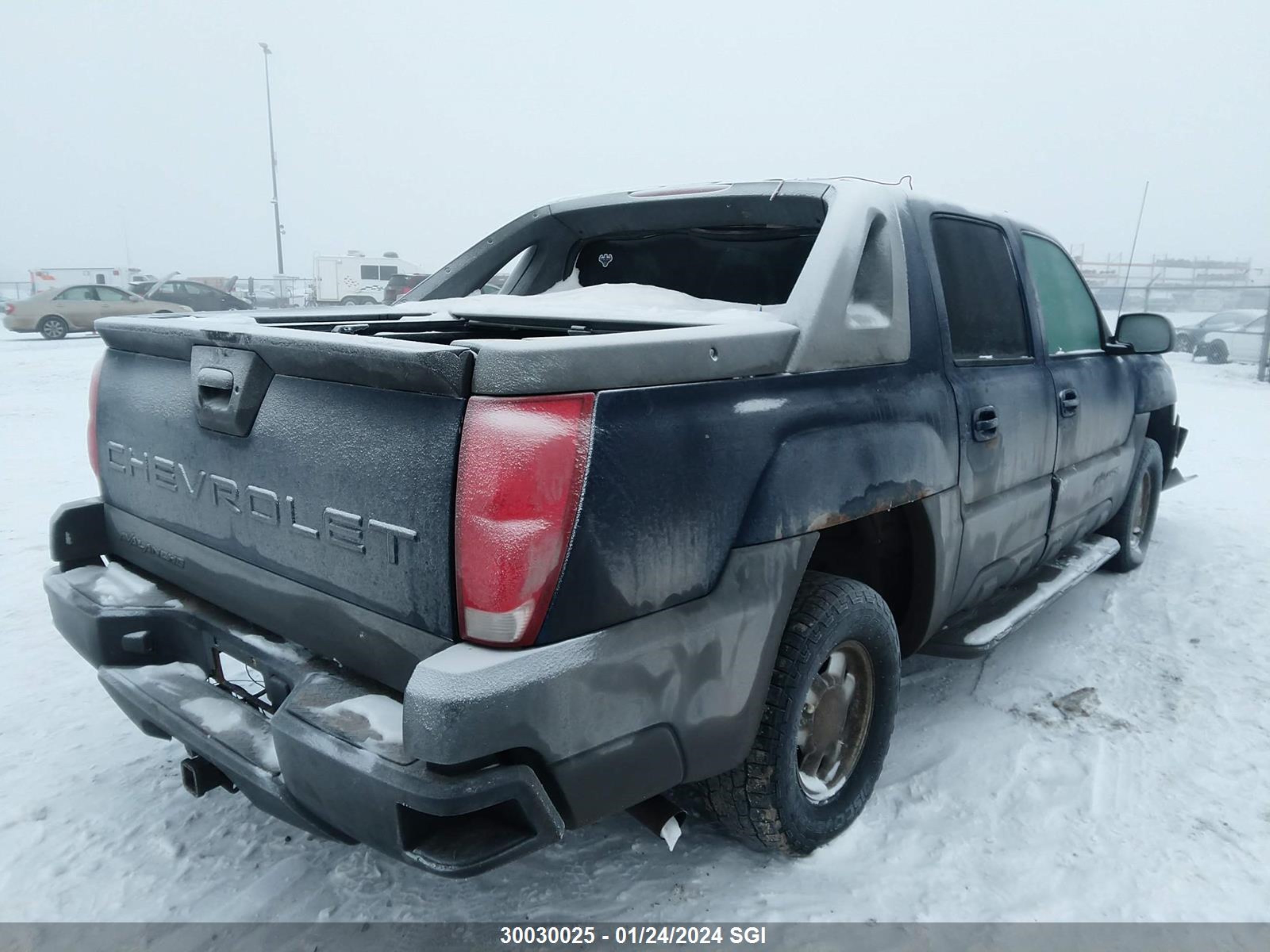 Photo 3 VIN: 3GNEC13T12G204045 - CHEVROLET AVALANCHE 