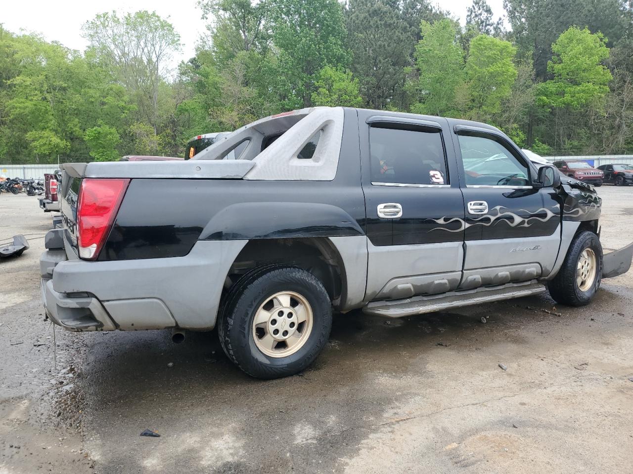 Photo 2 VIN: 3GNEC13T22G138105 - CHEVROLET AVALANCHE 