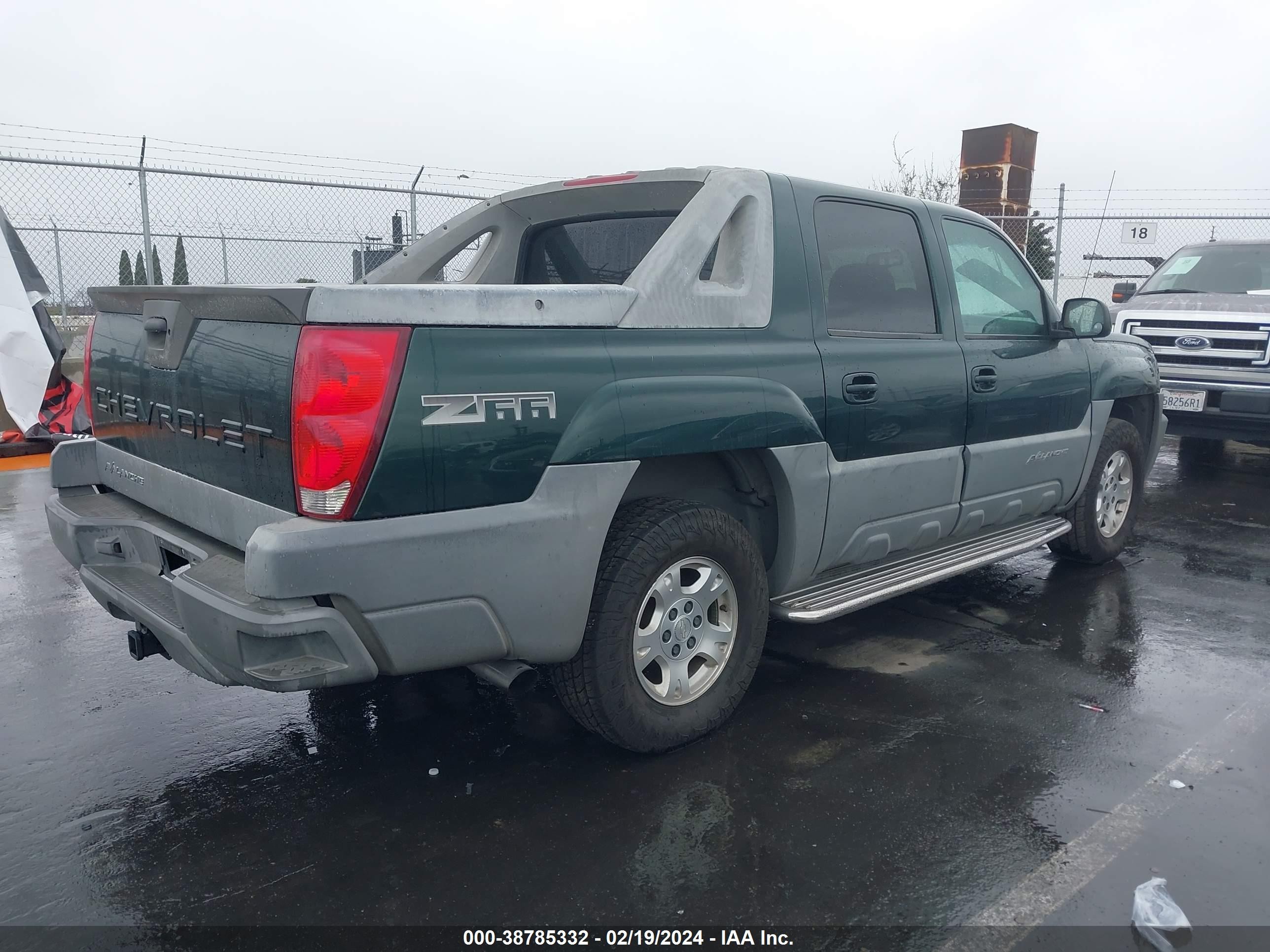 Photo 3 VIN: 3GNEC13T32G127727 - CHEVROLET AVALANCHE 