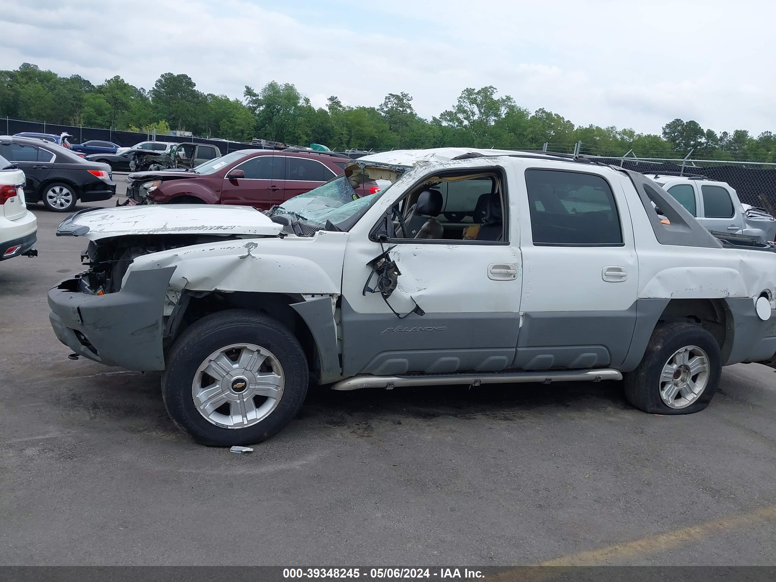 Photo 5 VIN: 3GNEC13T42G362234 - CHEVROLET AVALANCHE 